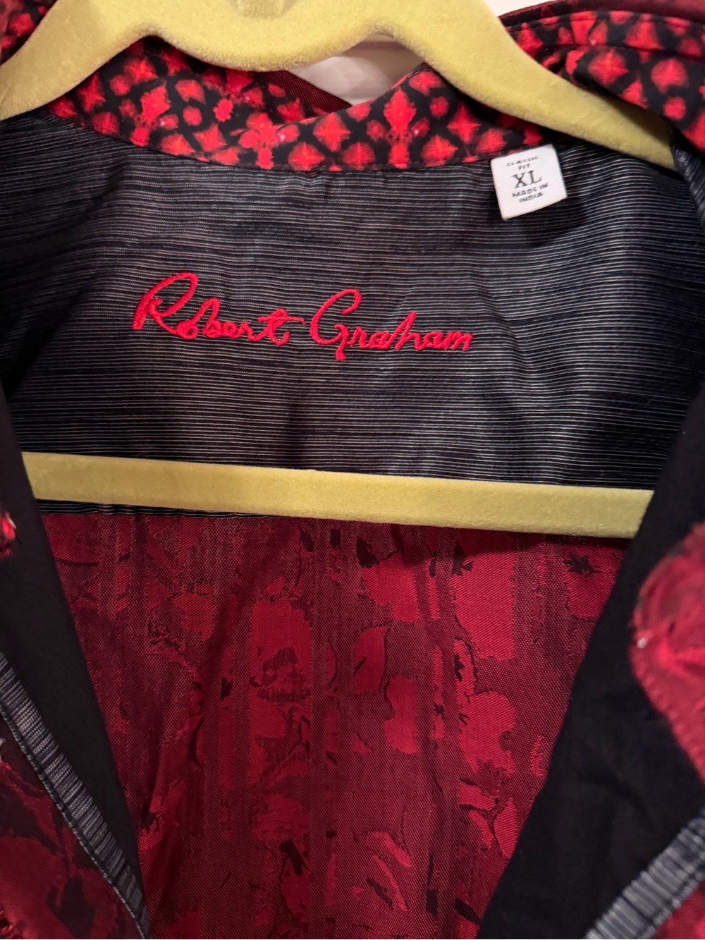 Robert Graham Red Patterned Men's Button-Down Shirt - Picture 2 of 7
